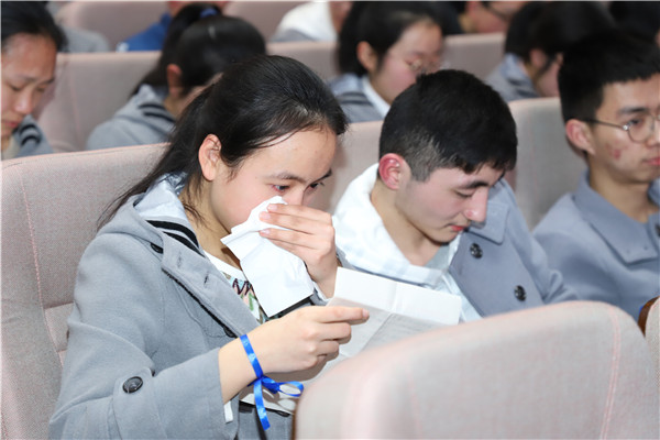 我们的十八 我们的2018 ——PA视讯附属中学高2018级成人礼暨高考百日誓师大会