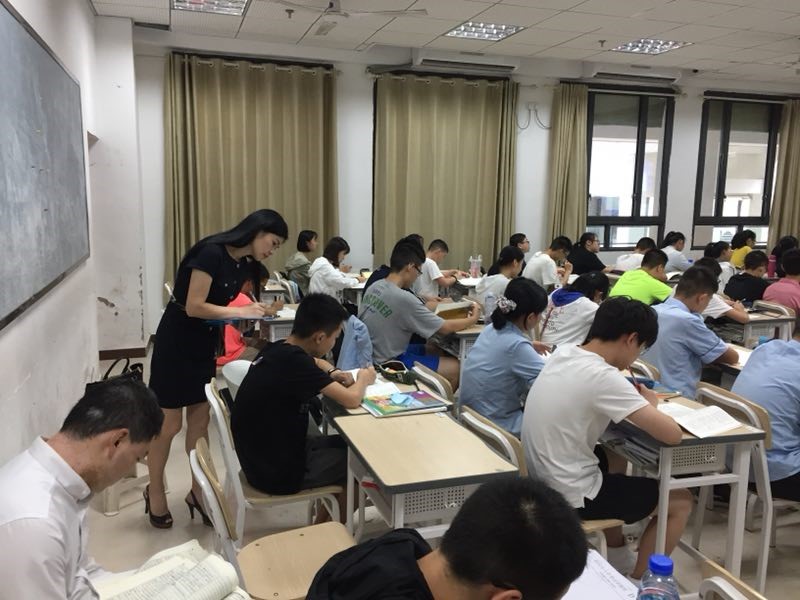教育准备充分,教学秩序井然——2018-2019学年秋季开学教学督导工作简报