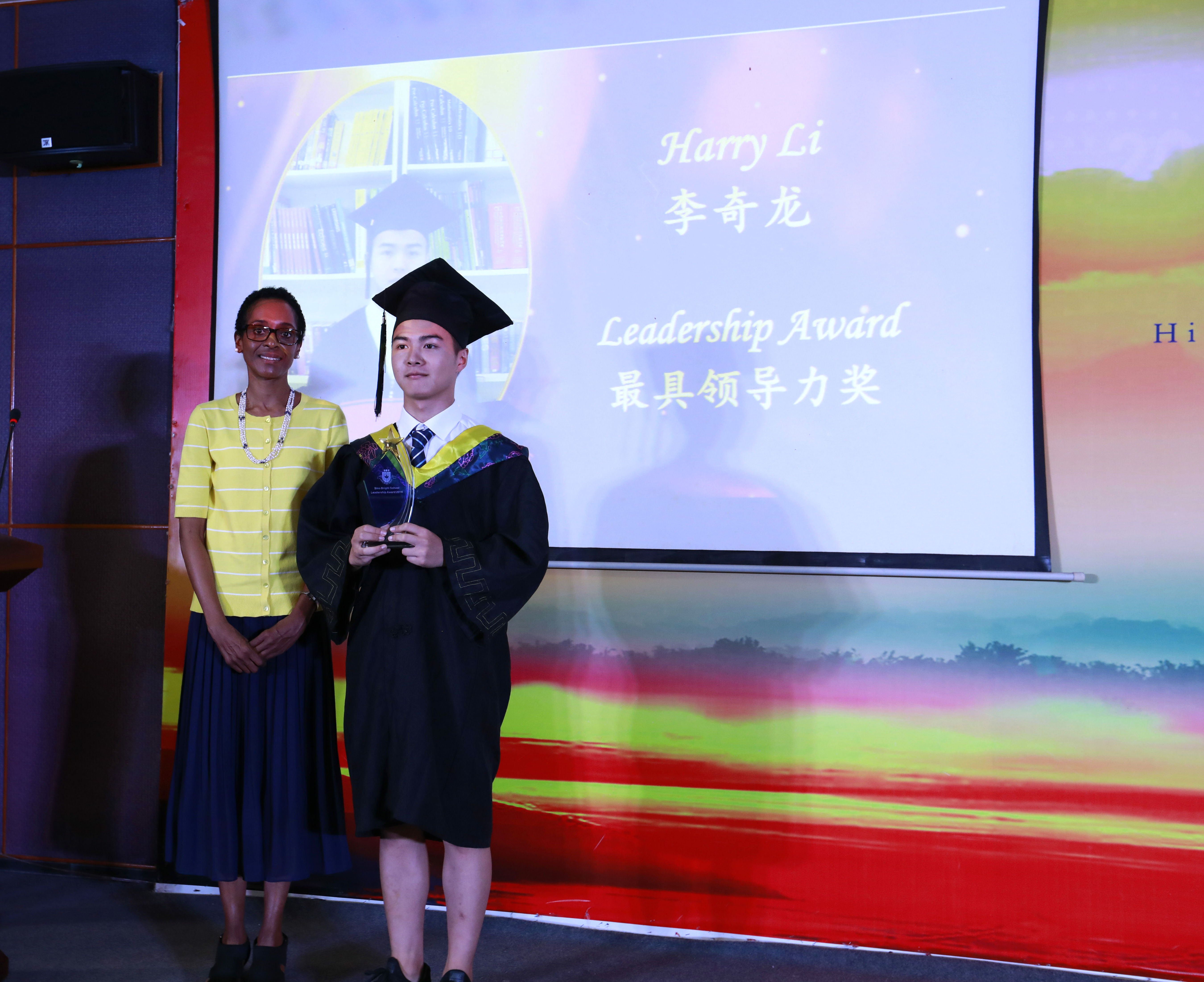 附中启航，迈向世界——PA视讯附中国际部高2018级毕业典礼隆重举行