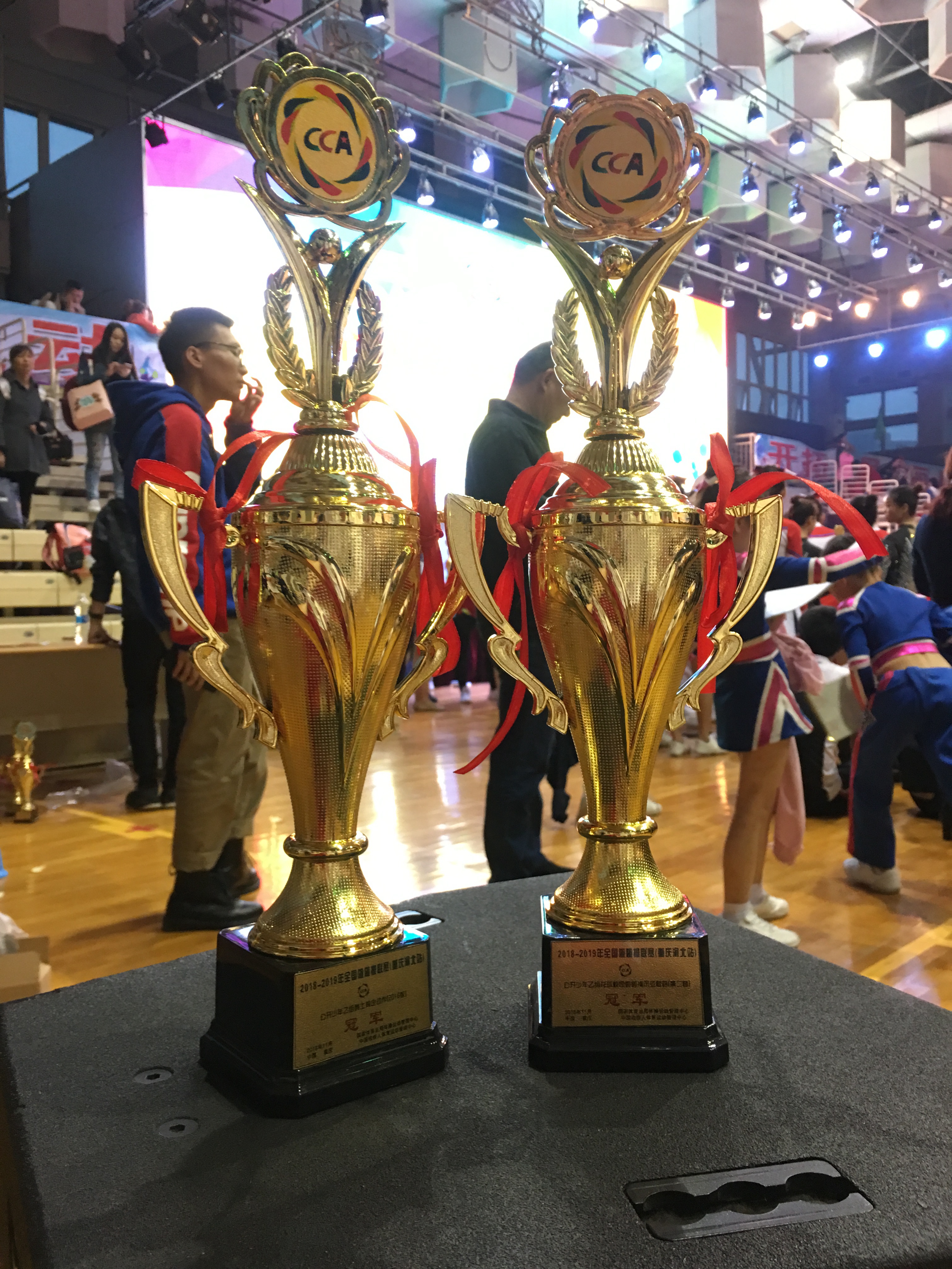 舞出我青春，附中夺双冠