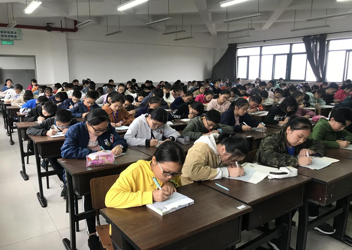 初2021级“见字如晤”硬笔书法比赛圆满结束