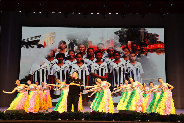 我们的十八 我们的2018 ——PA视讯附属中学高2018级成人礼暨高考百日誓师大会