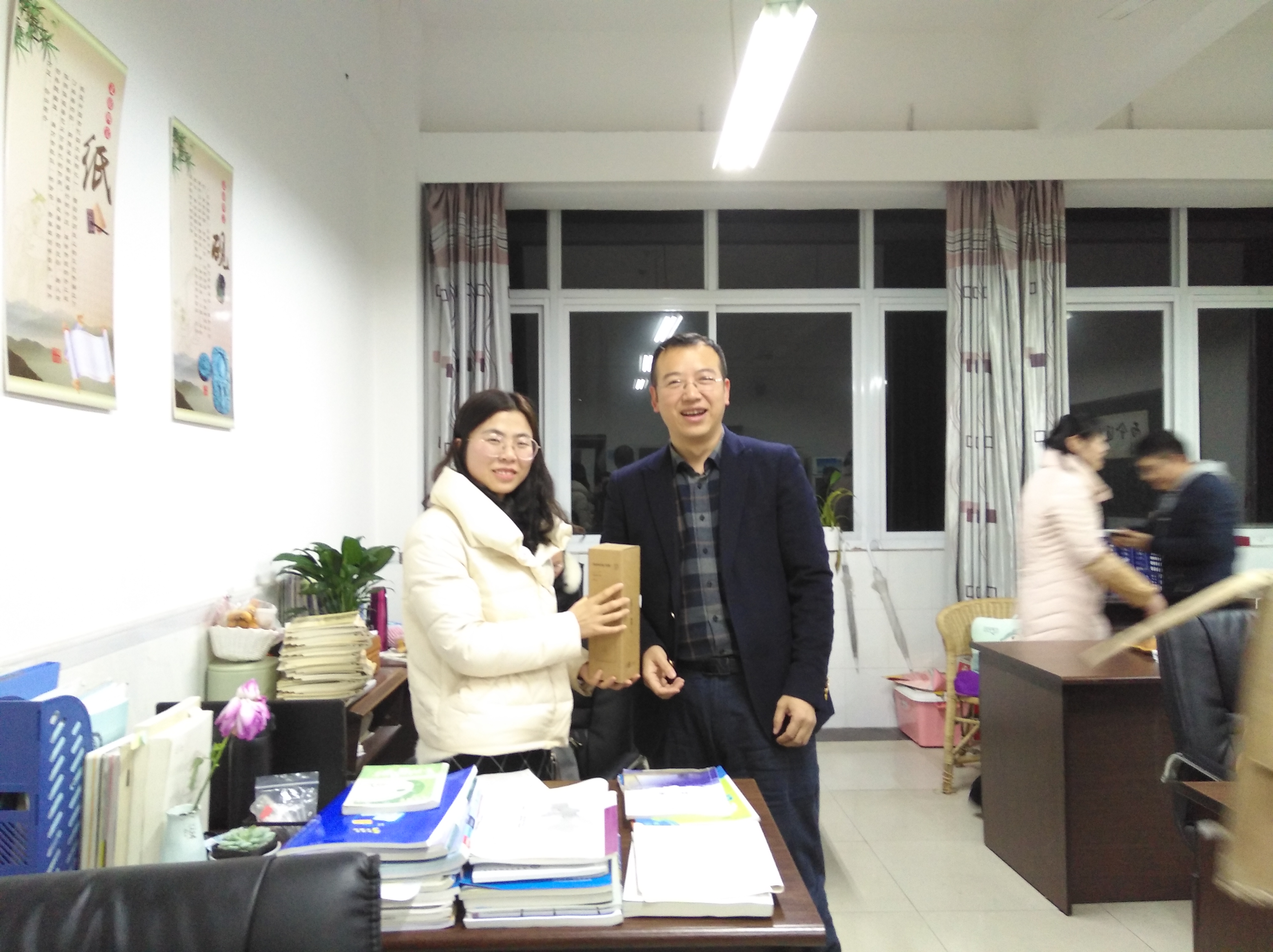 封神榜、果汁机,小提琴拉给你——记西大附中庆祝三八妇女节活动