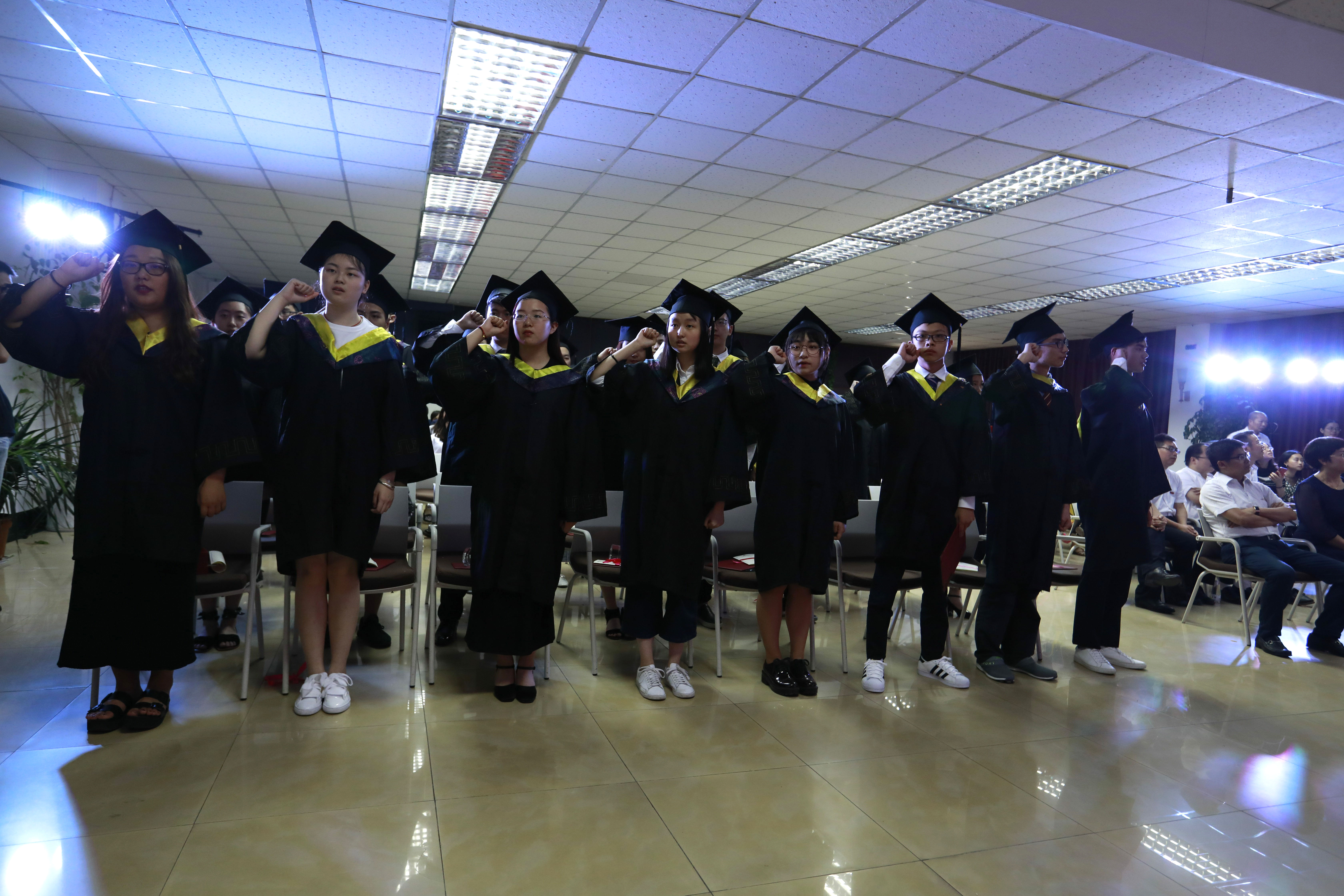 附中启航，迈向世界——PA视讯附中国际部高2018级毕业典礼隆重举行